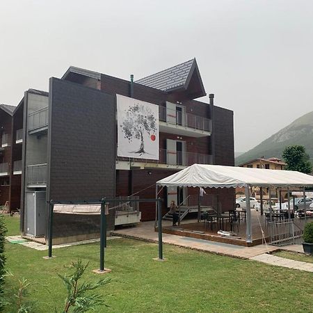 Grand Chalet Delle Rocche ร็อคคาดีเมซโซ่ ภายนอก รูปภาพ