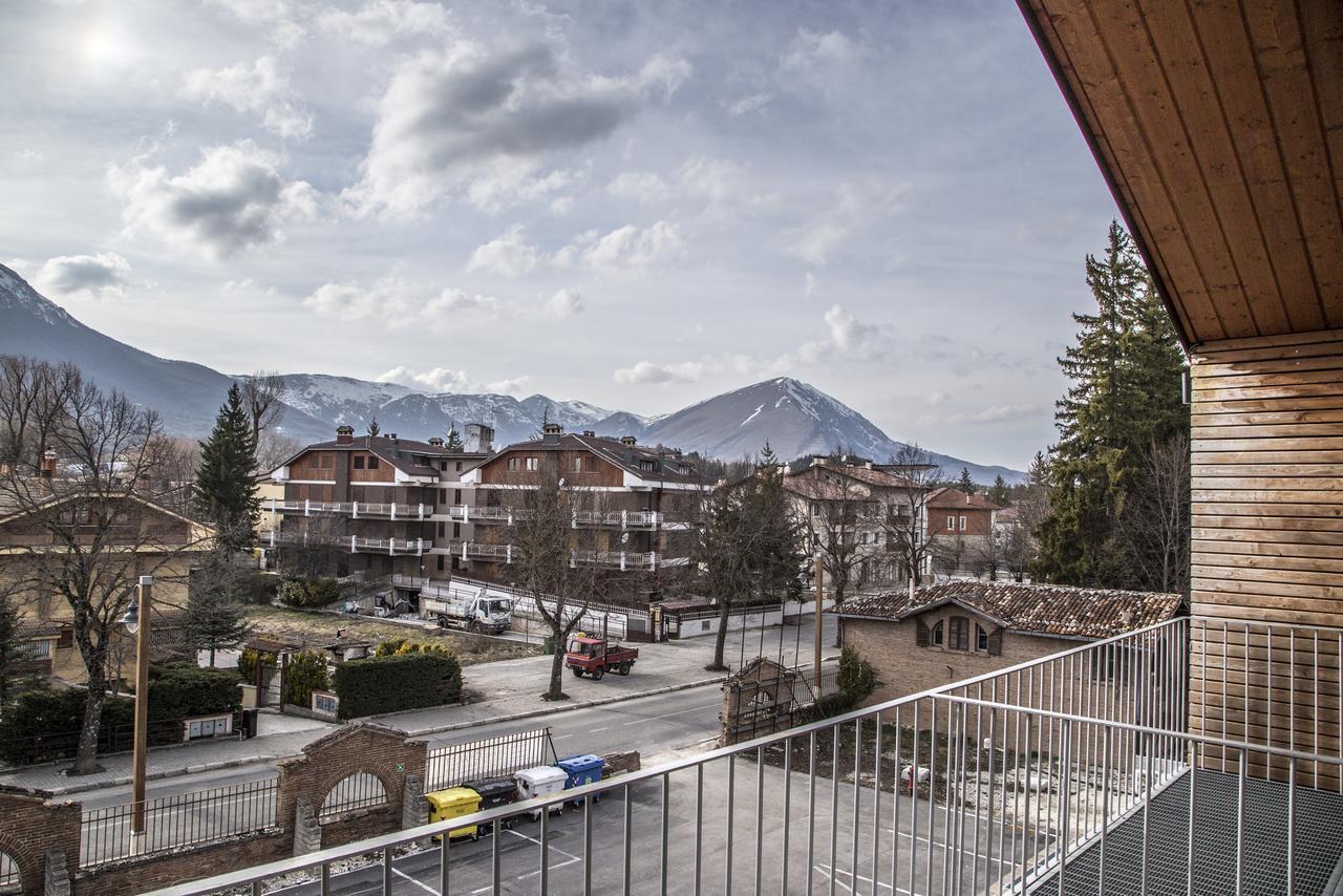Grand Chalet Delle Rocche ร็อคคาดีเมซโซ่ ภายนอก รูปภาพ